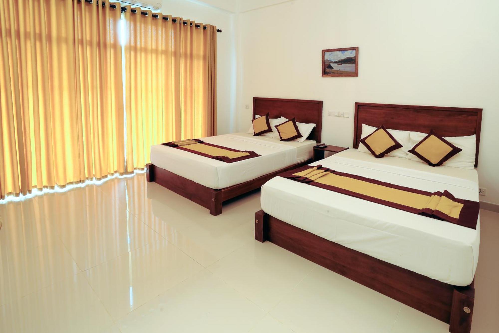 Kandy Rivers Edge Nature Resort ภายนอก รูปภาพ