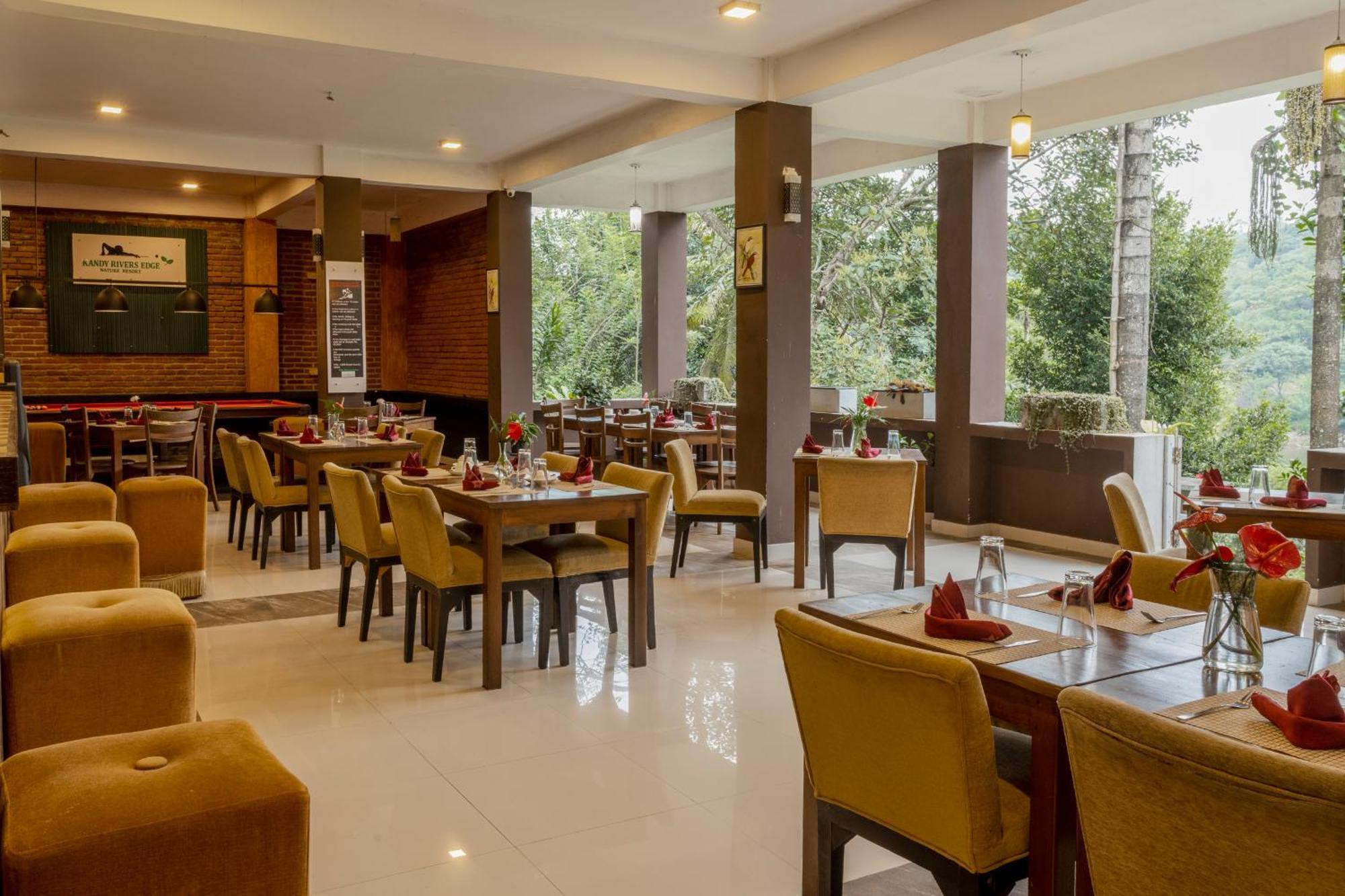 Kandy Rivers Edge Nature Resort ภายนอก รูปภาพ